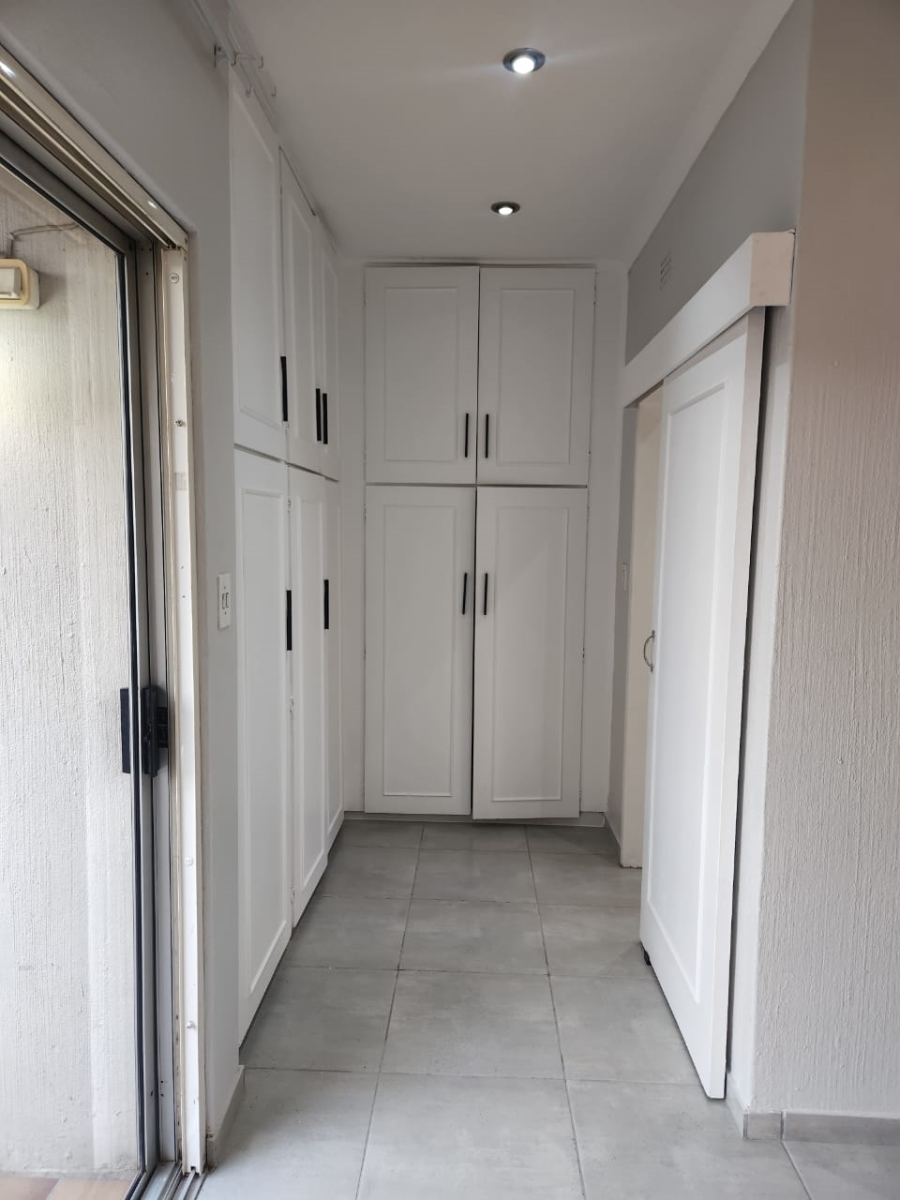 To Let 3 Bedroom Property for Rent in Bryanston Gauteng