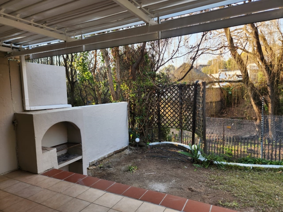 To Let 3 Bedroom Property for Rent in Bryanston Gauteng