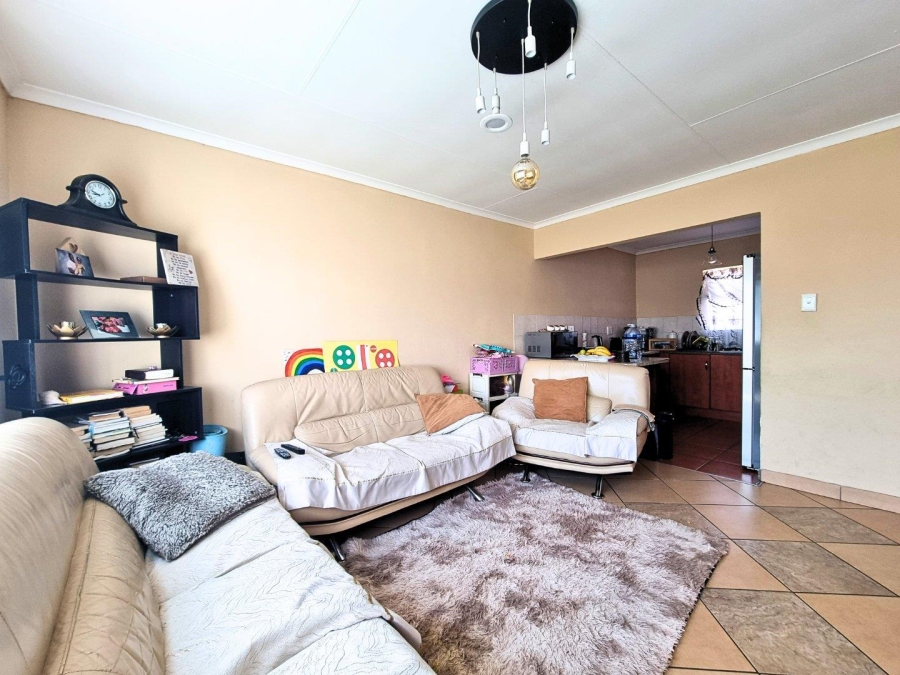 2 Bedroom Property for Sale in Noordwyk Gauteng