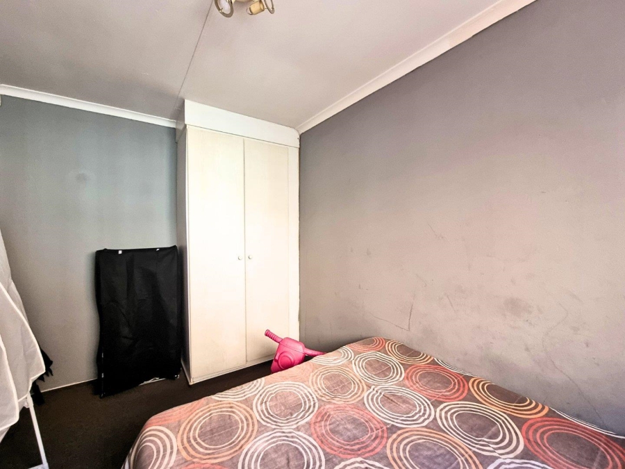 2 Bedroom Property for Sale in Noordwyk Gauteng