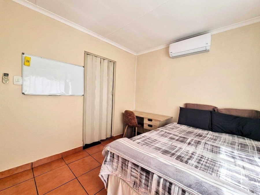 2 Bedroom Property for Sale in Noordwyk Gauteng