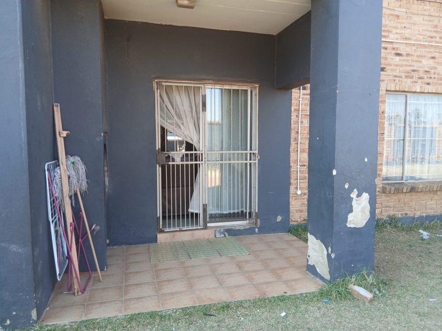 2 Bedroom Property for Sale in Greenhills Ext 3 Gauteng