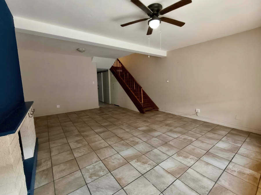 To Let 2 Bedroom Property for Rent in Three Rivers Proper Gauteng