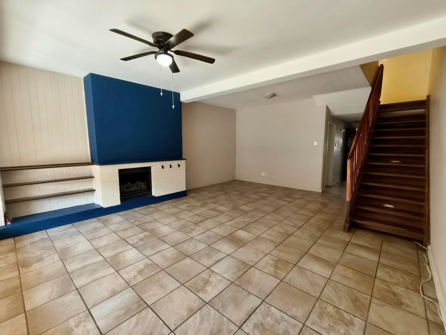 To Let 2 Bedroom Property for Rent in Three Rivers Proper Gauteng