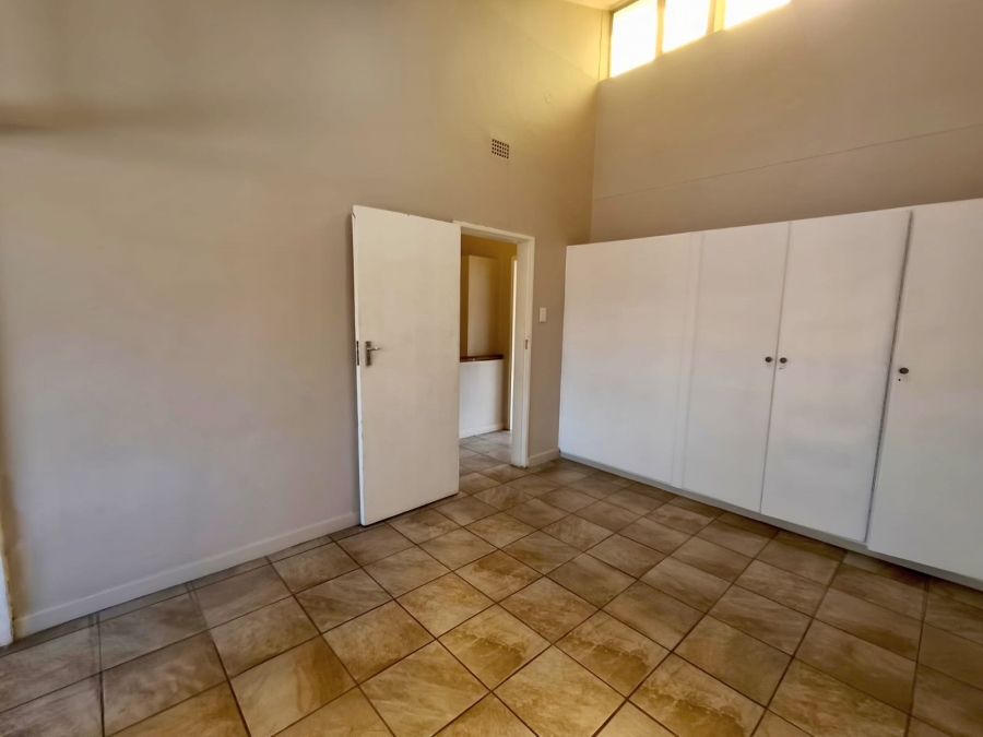 To Let 2 Bedroom Property for Rent in Three Rivers Proper Gauteng