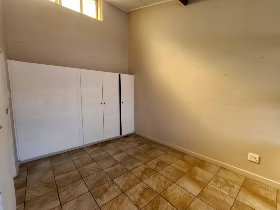 To Let 2 Bedroom Property for Rent in Three Rivers Proper Gauteng