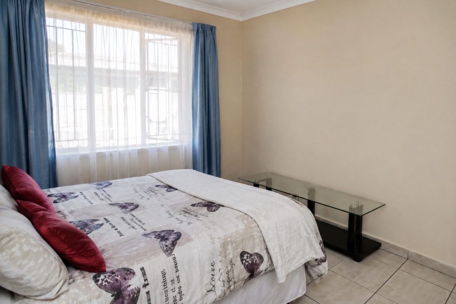 2 Bedroom Property for Sale in Comet Gauteng