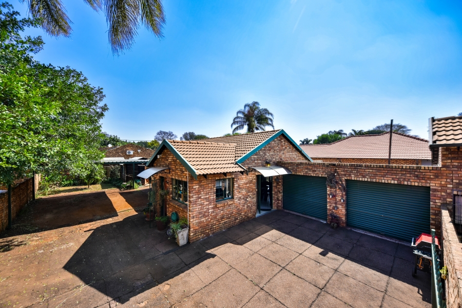 3 Bedroom Property for Sale in Sinoville Gauteng