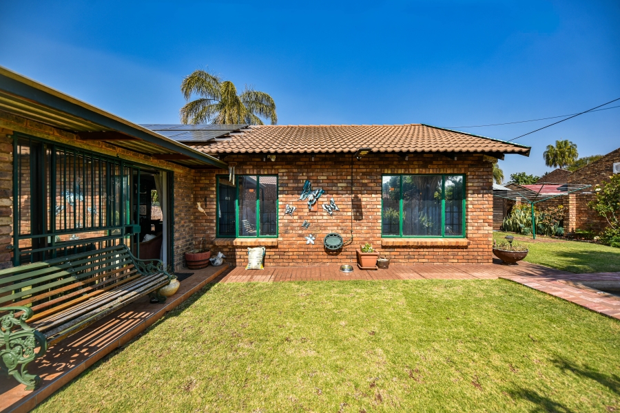 3 Bedroom Property for Sale in Sinoville Gauteng
