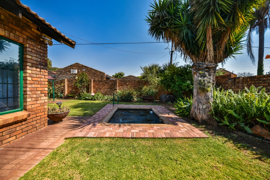 3 Bedroom Property for Sale in Sinoville Gauteng