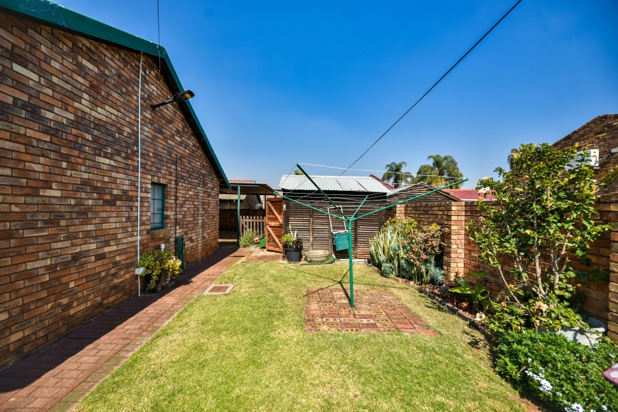 3 Bedroom Property for Sale in Sinoville Gauteng