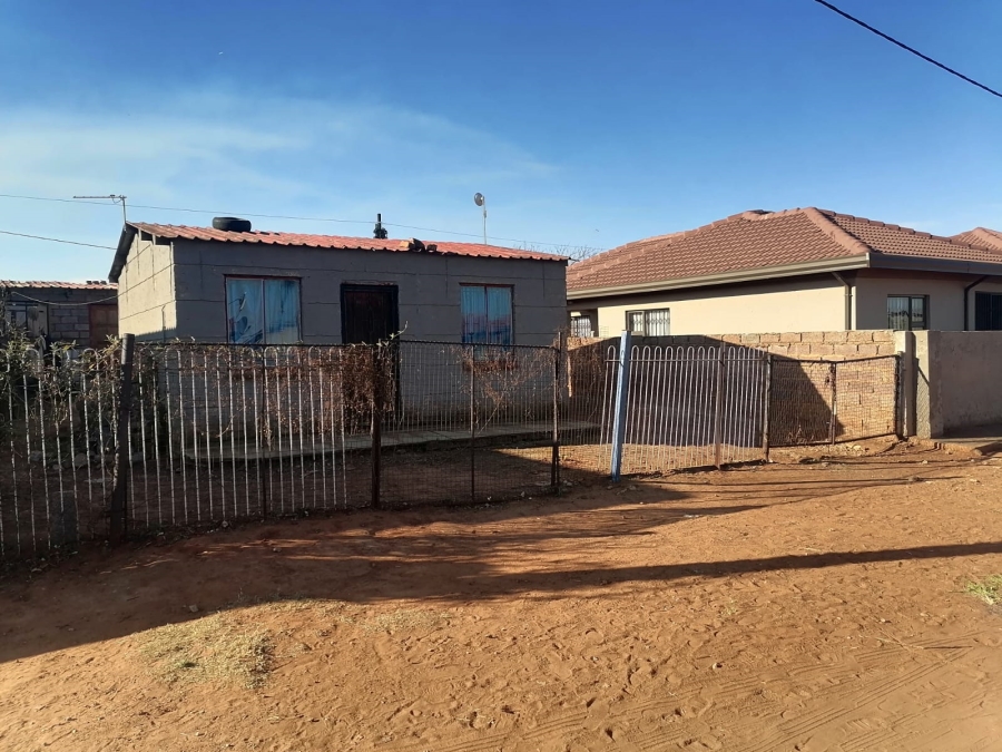4 Bedroom Property for Sale in Palm Ridge Gauteng