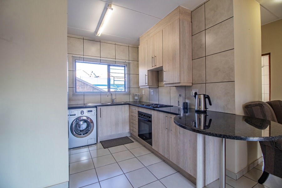 2 Bedroom Property for Sale in South Crest Gauteng