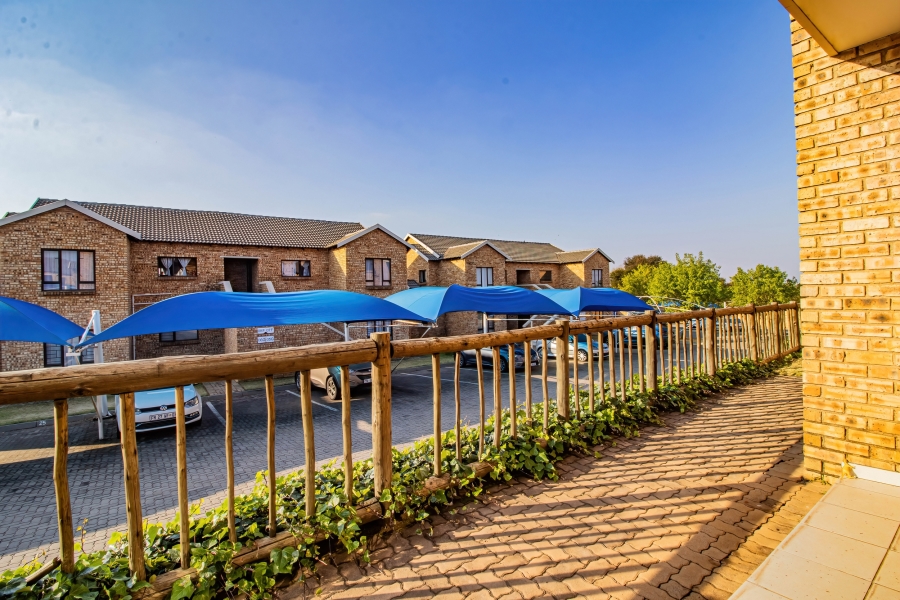 2 Bedroom Property for Sale in South Crest Gauteng