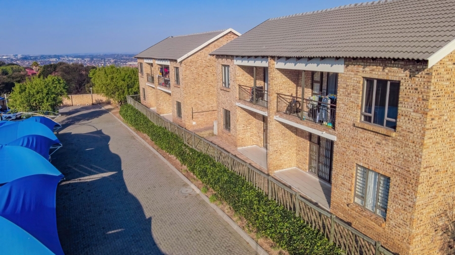 2 Bedroom Property for Sale in South Crest Gauteng