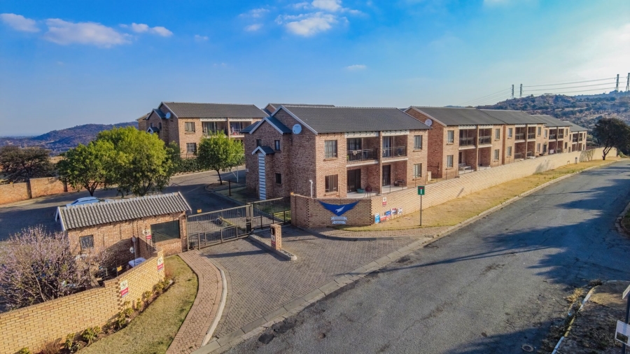 2 Bedroom Property for Sale in South Crest Gauteng