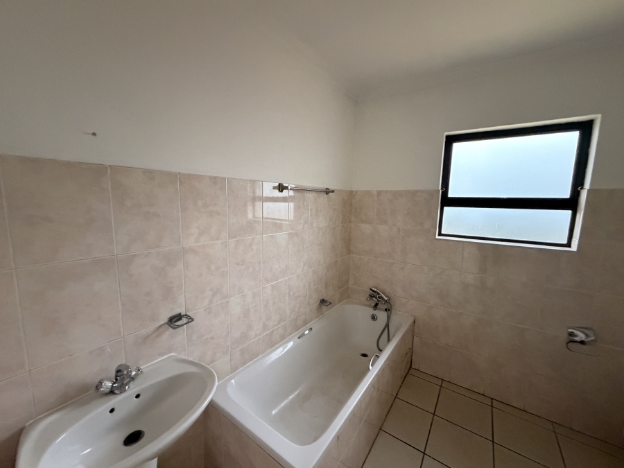 2 Bedroom Property for Sale in Parkrand Gauteng