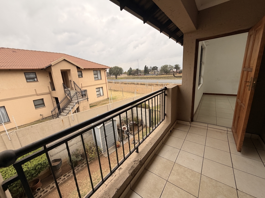 2 Bedroom Property for Sale in Parkrand Gauteng