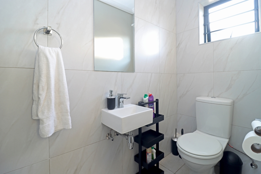 To Let 4 Bedroom Property for Rent in Cosmo City Gauteng