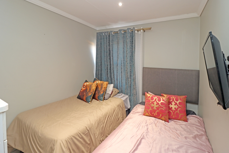 To Let 4 Bedroom Property for Rent in Cosmo City Gauteng