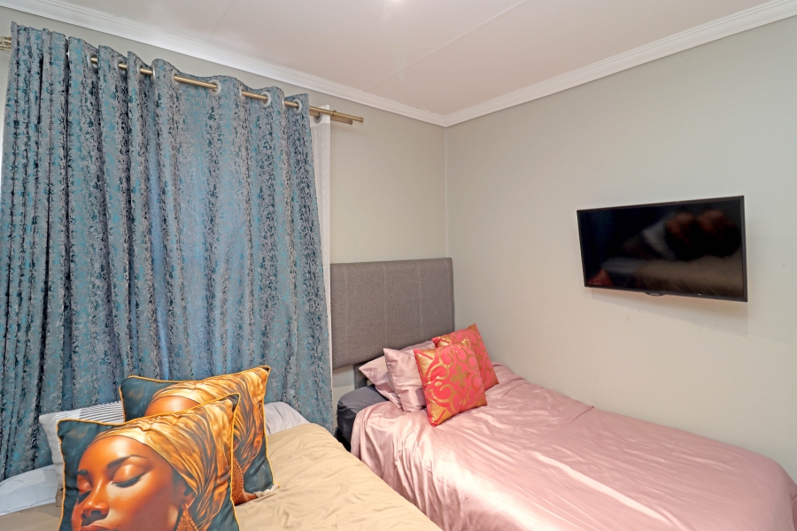 To Let 4 Bedroom Property for Rent in Cosmo City Gauteng