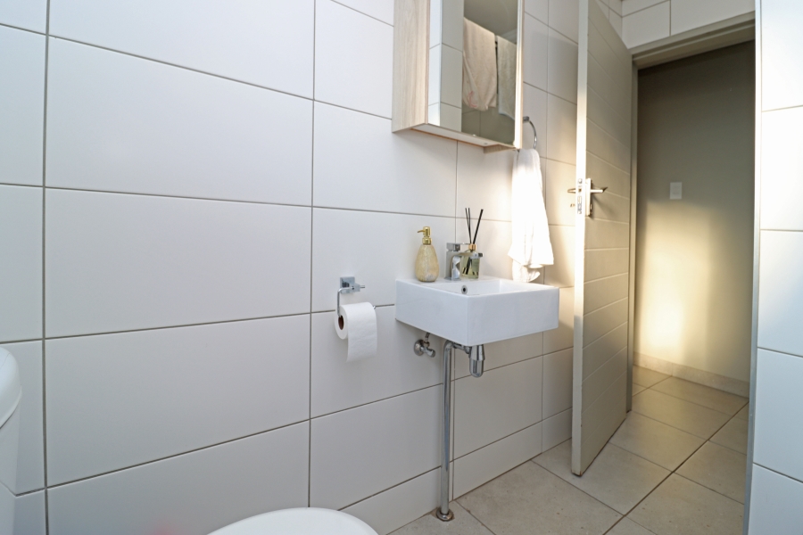 To Let 4 Bedroom Property for Rent in Cosmo City Gauteng