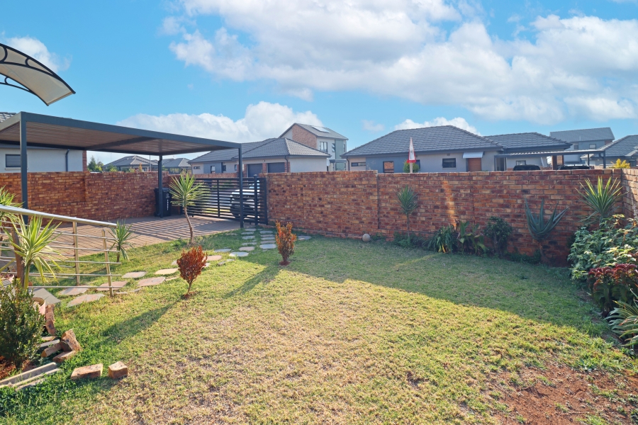 To Let 4 Bedroom Property for Rent in Cosmo City Gauteng