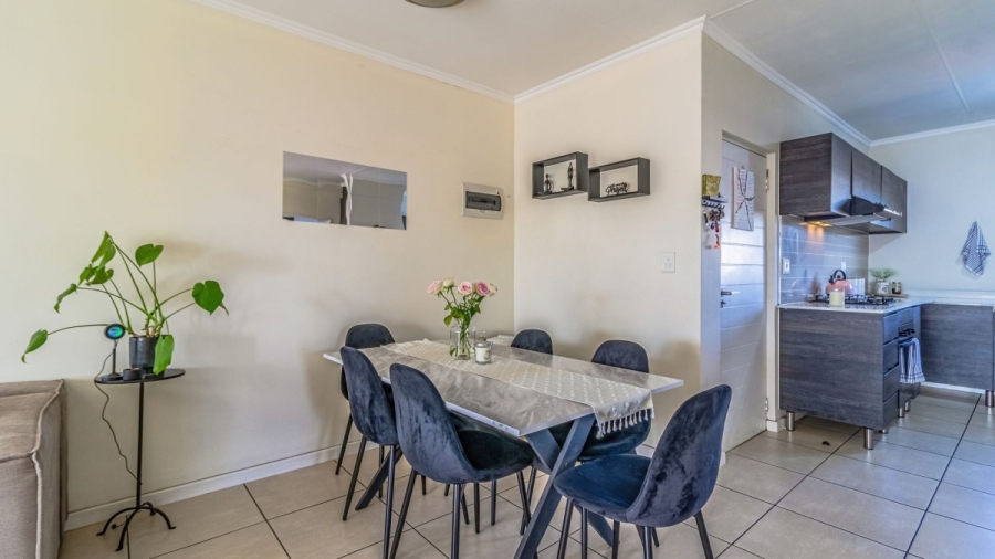 2 Bedroom Property for Sale in Greenstone Hill Gauteng