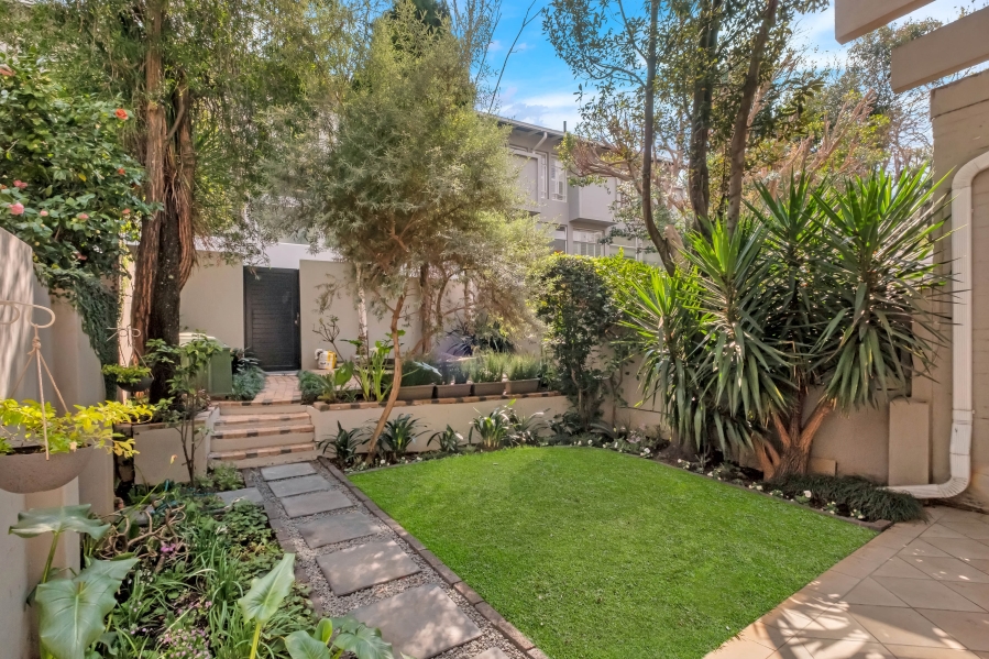 3 Bedroom Property for Sale in Atholl Gauteng