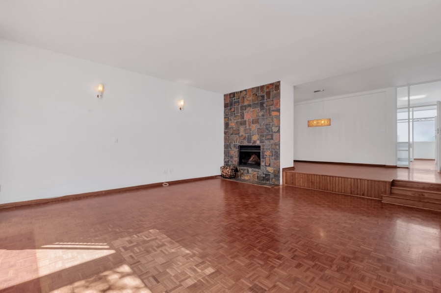 3 Bedroom Property for Sale in Atholl Gauteng