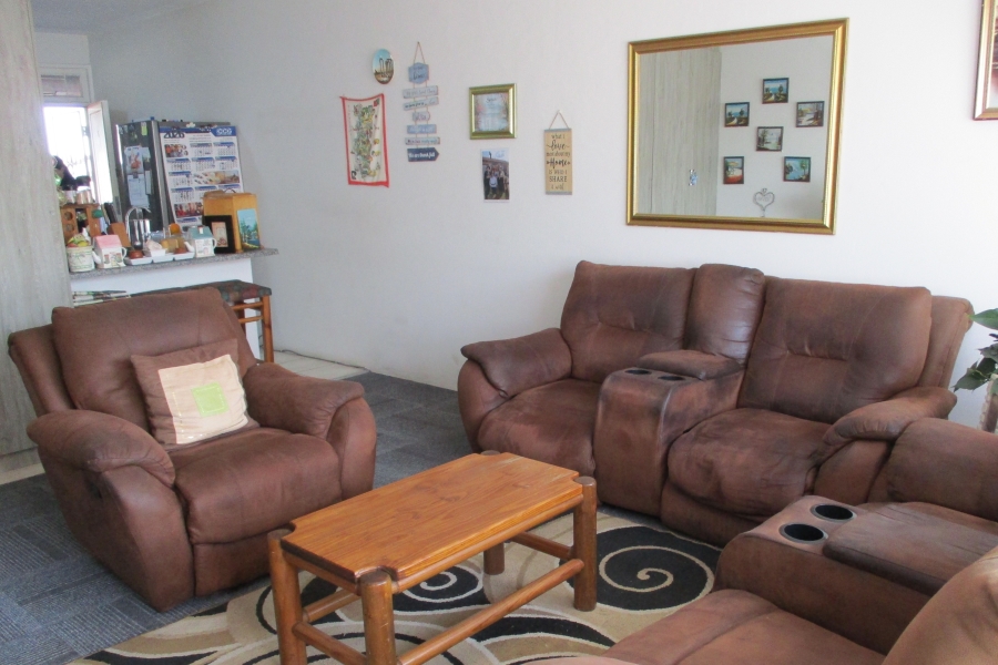 2 Bedroom Property for Sale in Kenmare Gauteng