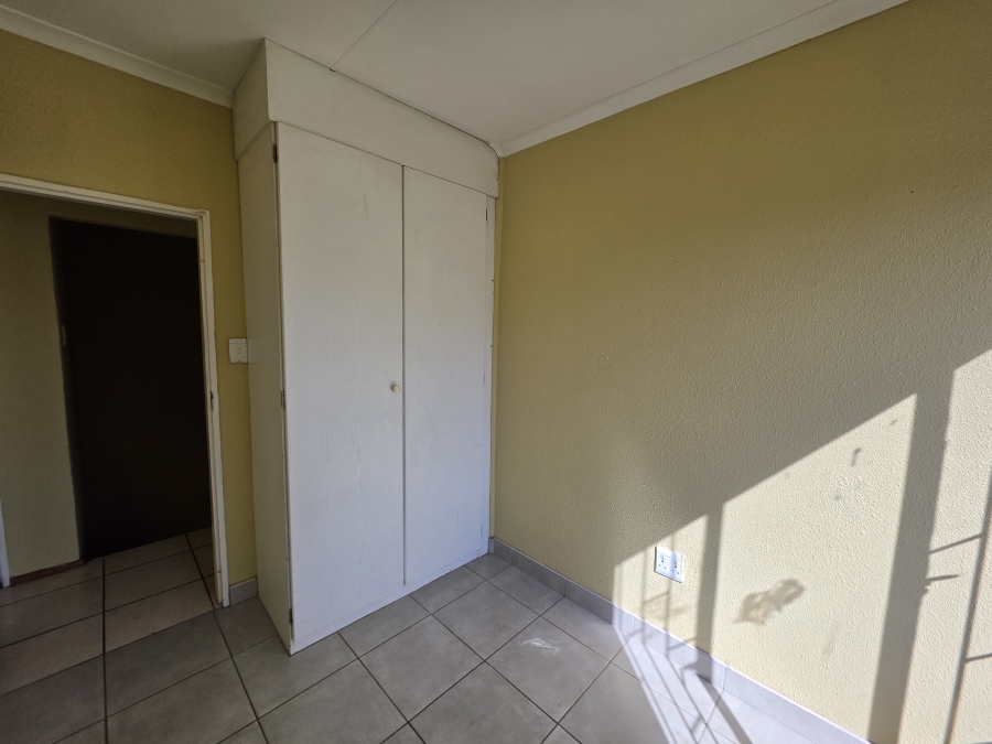 3 Bedroom Property for Sale in Kosmosdal Gauteng