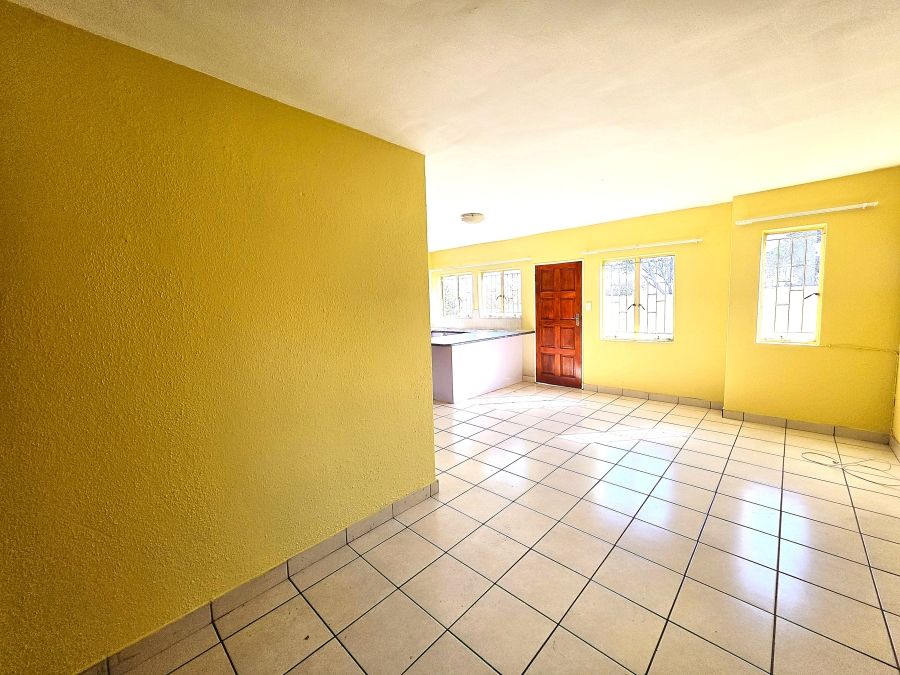 3 Bedroom Property for Sale in Kosmosdal Gauteng
