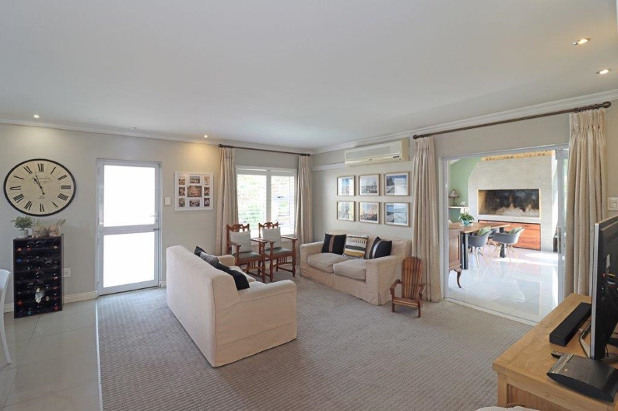 3 Bedroom Property for Sale in Marais Steyn Park Gauteng