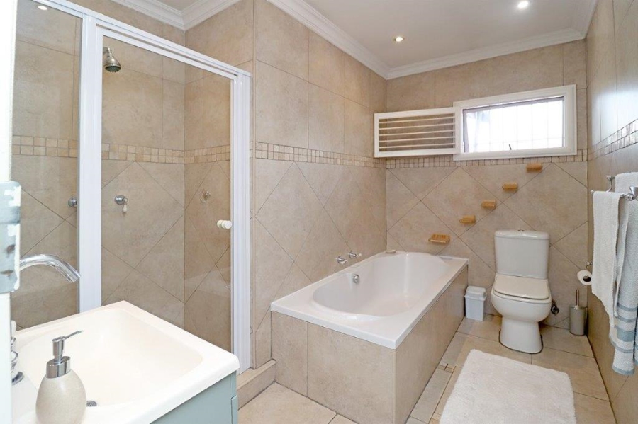 3 Bedroom Property for Sale in Marais Steyn Park Gauteng