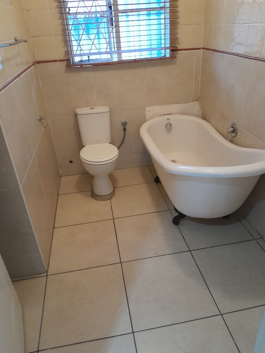 5 Bedroom Property for Sale in Van Riebeeck Park Gauteng