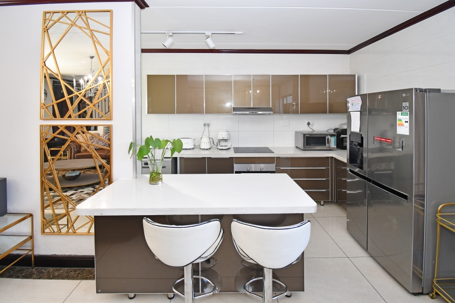 3 Bedroom Property for Sale in Maroeladal Gauteng