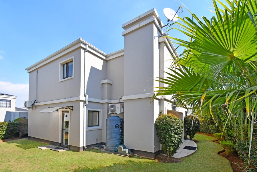 3 Bedroom Property for Sale in Maroeladal Gauteng