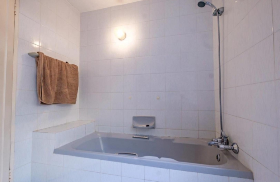 3 Bedroom Property for Sale in Mulbarton Gauteng