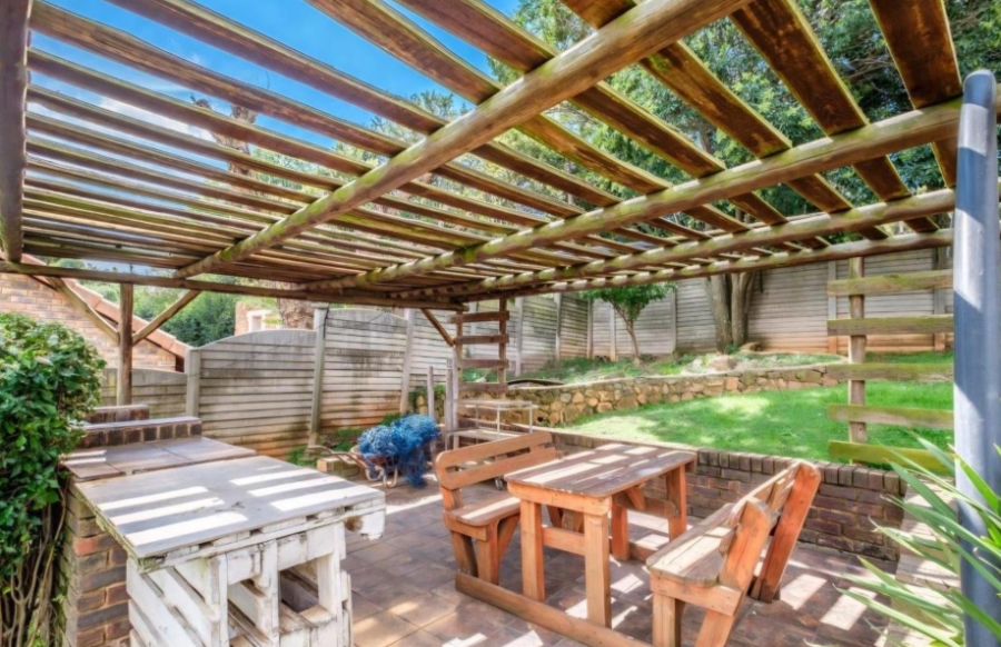 3 Bedroom Property for Sale in Mulbarton Gauteng