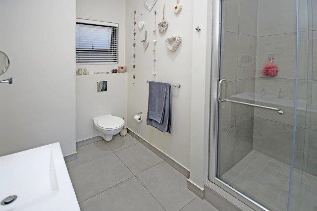 To Let 2 Bedroom Property for Rent in Bedfordview Gauteng