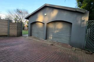 3 Bedroom Property for Sale in Brackendowns Gauteng