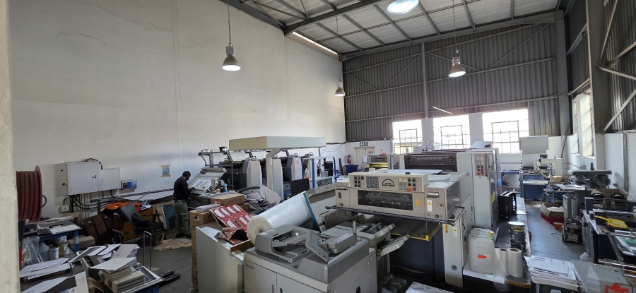 To Let Commercial Property for Rent in Barbeque Downs Gauteng