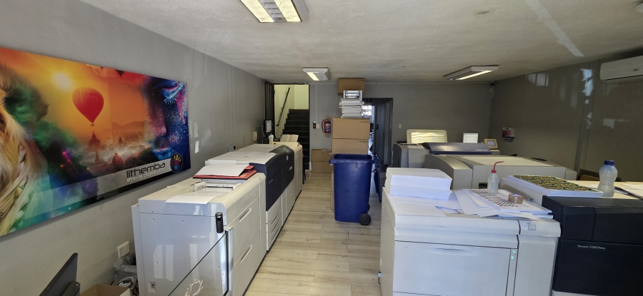 To Let Commercial Property for Rent in Barbeque Downs Gauteng