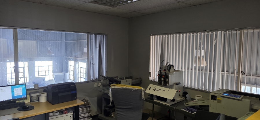 To Let Commercial Property for Rent in Barbeque Downs Gauteng