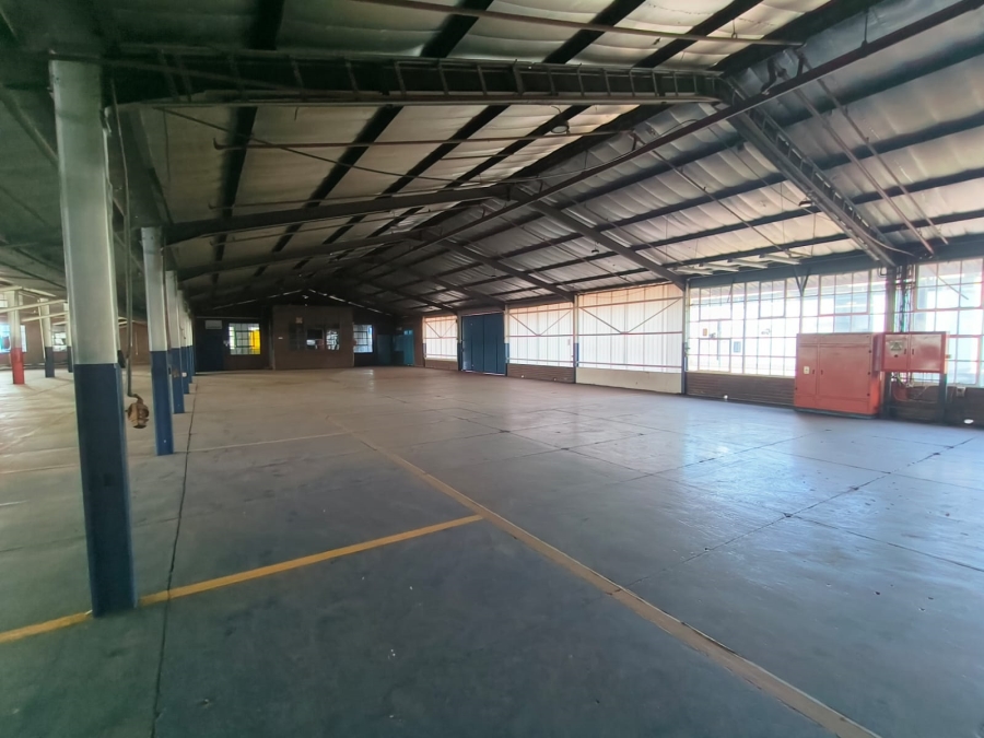 To Let Commercial Property for Rent in Rosslyn Gauteng