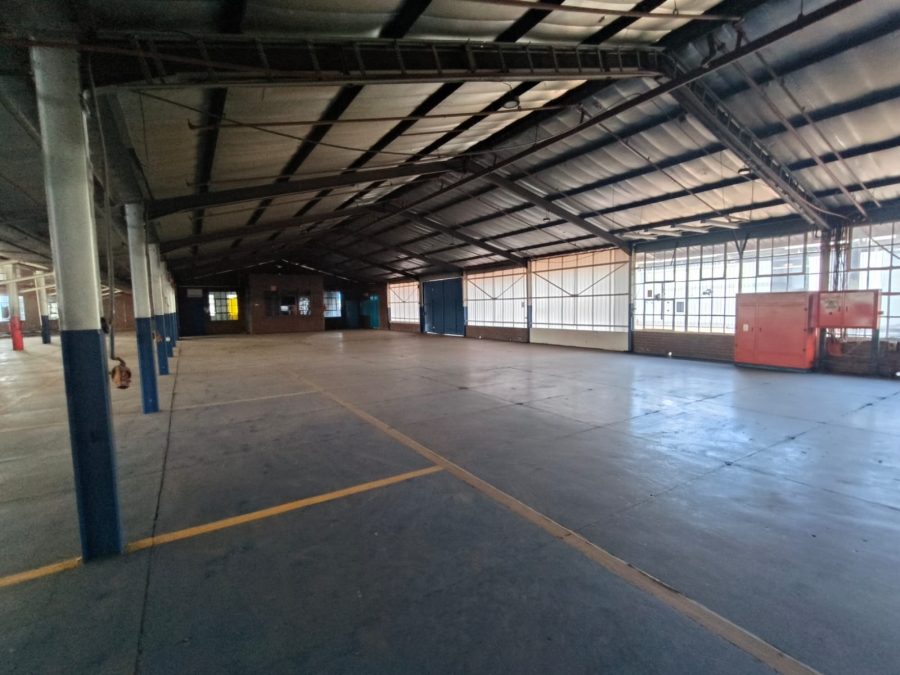 To Let Commercial Property for Rent in Rosslyn Gauteng