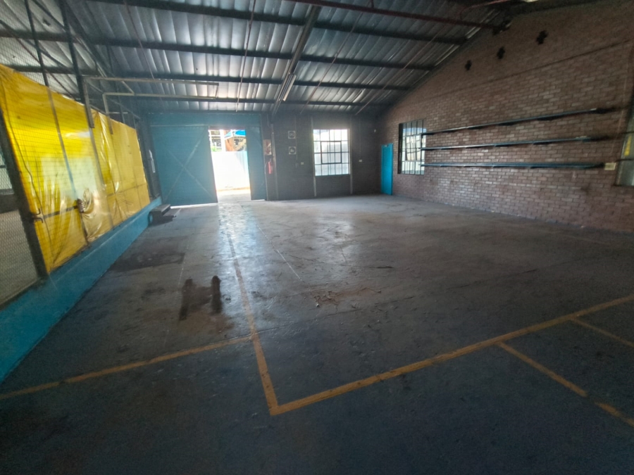 To Let Commercial Property for Rent in Rosslyn Gauteng