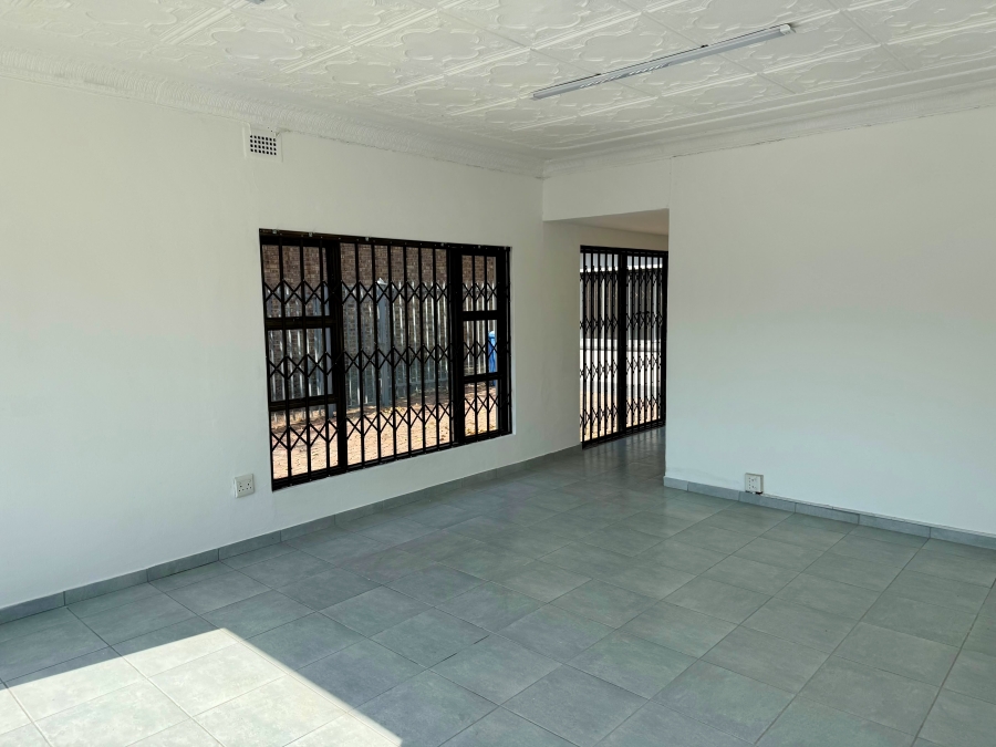 To Let Commercial Property for Rent in Brooklyn Gauteng