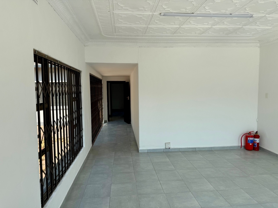To Let Commercial Property for Rent in Brooklyn Gauteng
